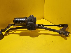 TÁHLA STĚRAČŮ S MOTORKEM  KIA CEED I / HYUNDAI I30 I - 16932