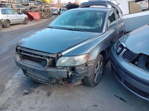Volvo V50 2.0 D ( D4204T ) 100kW r.2005 šedá na náhradní díly Volvo V50 2.0 D ( D4204T ) 100kW r.2005 šedá na náhradní díly
