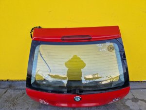 ZADNÍ KUFROVÉ DVEŘE ŠKODA FABIA I, KOMBI, ČERVENÉ 8151 - 16492 ZADNÍ KUFROVÉ DVEŘE ŠKODA FABIA I, KOMBI, ČERVENÉ 8151 - 16492