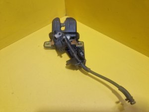ZÁMEK KUFRU 8E5827505 - AUDI A4 B6 SEDAN - 13797 ZÁMEK KUFRU 8E5827505 - AUDI A4 B6 SEDAN - 13797