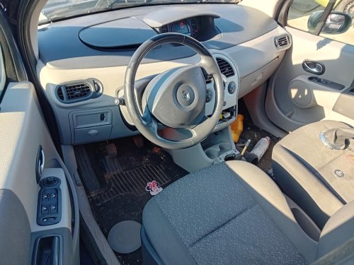  Renault Modus 1.5 ( K9K J 7 ) 60kW r.2005 modrá na náhradní díly