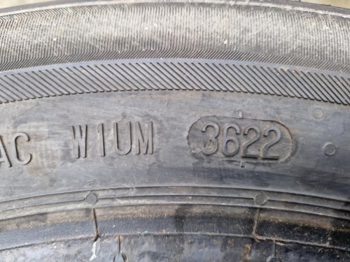 2 KS CELOROČNÍ PNEUMATIKA BARUM QUARTARIS 5 - 165/65 R14 79T - 20459