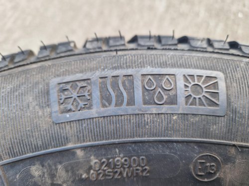 2 KS CELOROČNÍ PNEUMATIKA DEBICA NAVIGATOR 165/70 R13 79T - 20478