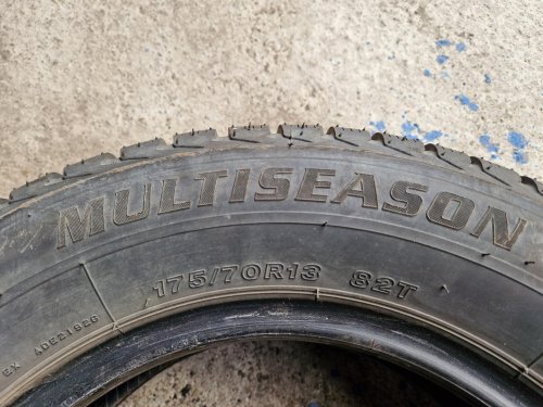 2 KS CELOROČNÍ PNEUMATIKA FIRESTONE MULTISEASON 175/70 R13 82T - 21059