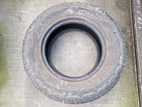 2 KS CELOROČNÍ PNEUMATIKA GENERAL GRABBER AT 255/65 R16 109T - 20484