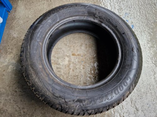 2 KS CELOROČNÍ PNEUMATIKA GOODYEAR VECTOR 4SEASONS - 215/65 R16 102V - 20298
