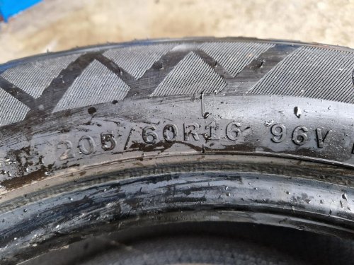 2 KS CELOROČNÍ PNEUMATIKA TOMKET ALLYEAR 3 - 205/60 R16 96V - 20490