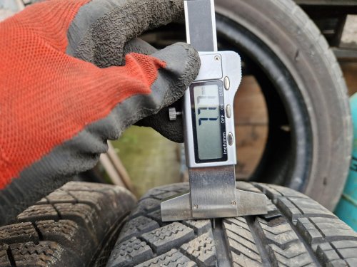 2 KS CELOROČNÍ PNEUMATIKA VRANÍK UNI SMART 4S 165/70 R14 81T - 20463