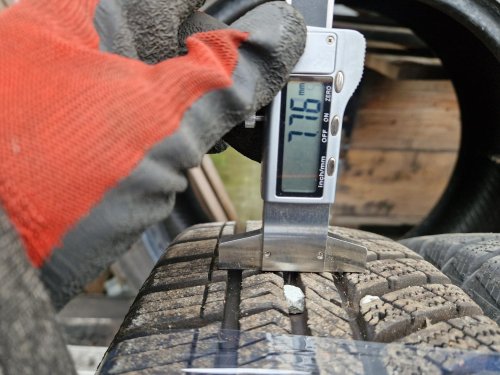 2 KS CELOROČNÍ PNEUMATIKA VRANÍK UNI SMART 4S 165/70 R14 81T - 20463