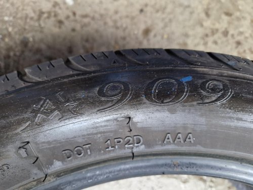 2 KS ZIMNÍ PNEUMATIKA APLUS A909 - 215/50 R17 95W - 20496