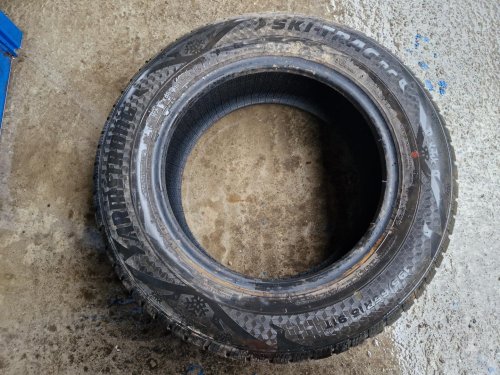 2 KS ZIMNÍ PNEUMATIKA ARMSTRONG SKI-TRAC PC 195/65 R15 91T - 20600