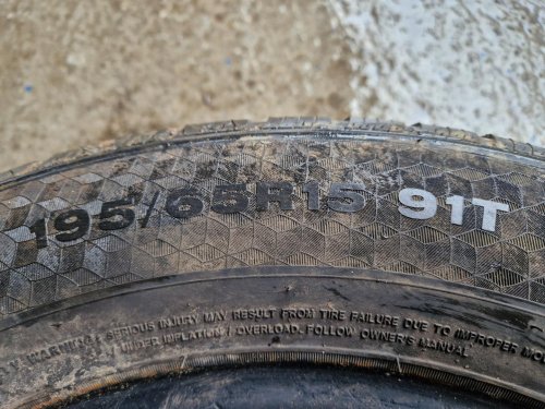2 KS ZIMNÍ PNEUMATIKA ARMSTRONG SKI-TRAC PC 195/65 R15 91T - 20601