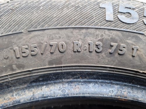 2 KS ZIMNÍ PNEUMATIKA BARUM POLARIS 3 - 155/70 R13 75T - 20423