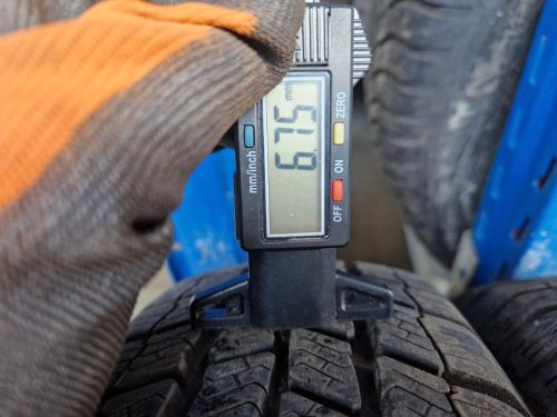 2 KS ZIMNÍ PNEUMATIKA BARUM POLARIS 3 - 155/70 R13 75T - 20423