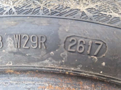 2 KS ZIMNÍ PNEUMATIKA BARUM POLARIS 3 - 185/60 R14 82T - 20577