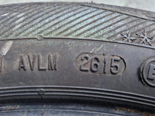 2 KS ZIMNÍ PNEUMATIKA BARUM POLARIS 3 - 195/50 R15 82T - 21156