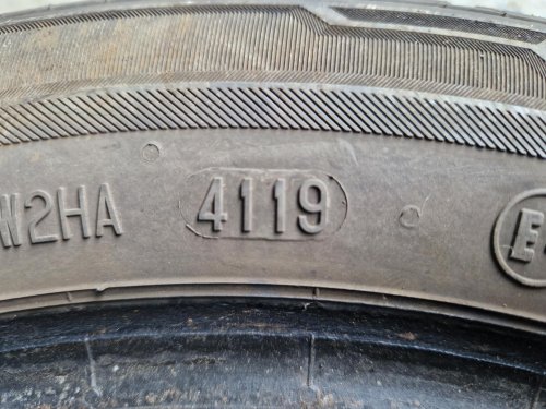 2 KS ZIMNÍ PNEUMATIKA BARUM POLARIS 5 - 155/65 R13 73T - 21062