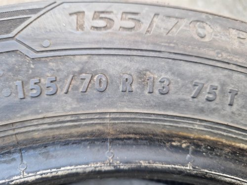 2 KS ZIMNÍ PNEUMATIKA BARUM POLARIS 5 - 155/70 R13 75T - 20388