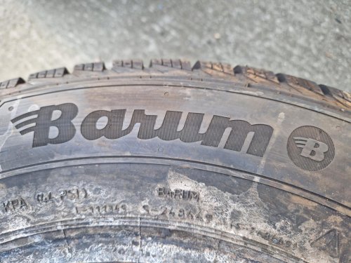 2 KS ZIMNÍ PNEUMATIKA BARUM POLARIS 5 - 155/80 R13 79T - 20481