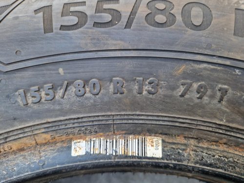 2 KS ZIMNÍ PNEUMATIKA BARUM POLARIS 5 - 155/80 R13 79T - 20481
