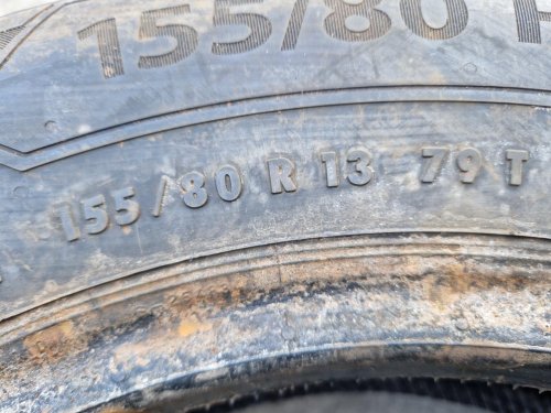 2 KS ZIMNÍ PNEUMATIKA BARUM POLARIS 5 - 155/80 R13 79T - 20578