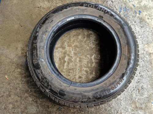 2 KS ZIMNÍ PNEUMATIKA BARUM POLARIS 5 - 165/70 R14 81T - 20290
