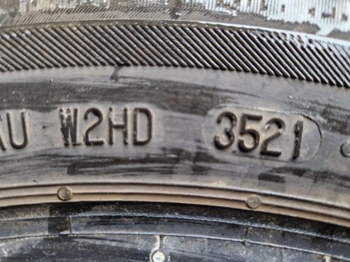 2 KS ZIMNÍ PNEUMATIKA BARUM POLARIS 5 - 165/70 R14 81T - 20290