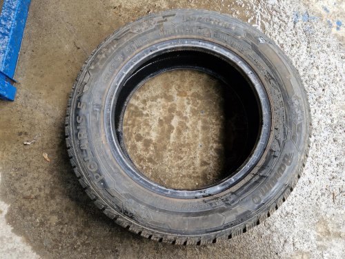2 KS ZIMNÍ PNEUMATIKA BARUM POLARIS 5 - 165/70 R14 81T - 20290