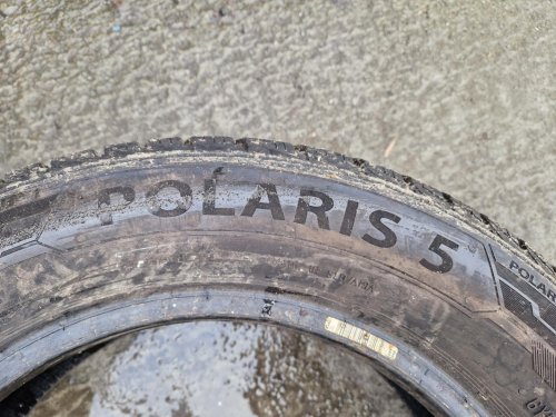 2 KS ZIMNÍ PNEUMATIKA BARUM POLARIS 5 - 185/60 R14 82T - 20570