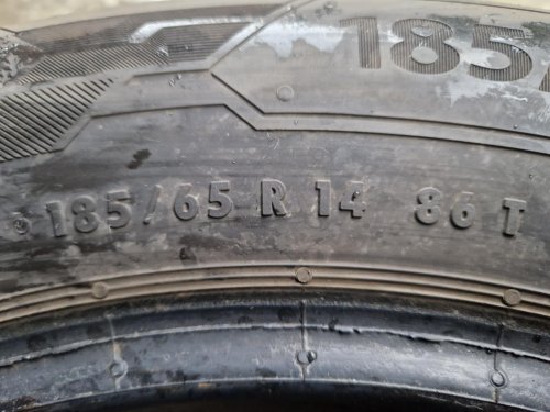 2 KS ZIMNÍ PNEUMATIKA BARUM POLARIS 5 - 185/60 R14 86T - 20605