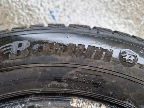 2 KS ZIMNÍ PNEUMATIKA BARUM POLARIS 5 - 185/65 R15 88T - 20501