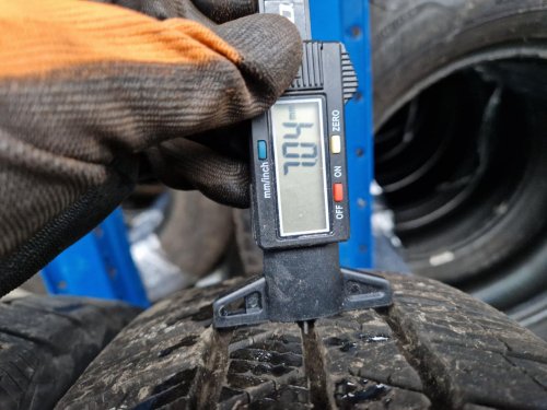 2 KS ZIMNÍ PNEUMATIKA BARUM POLARIS 5 - 185/65 R15 88T - 20502