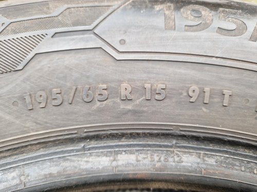 2 KS ZIMNÍ PNEUMATIKA BARUM POLARIS 5 - 195/65 R15 91T - 20258