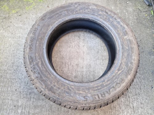2 KS ZIMNÍ PNEUMATIKA BARUM POLARIS 5 - 195/65 R15 91T - 20381
