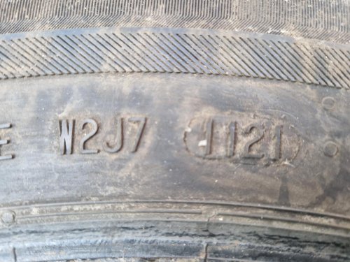 2 KS ZIMNÍ PNEUMATIKA BARUM POLARIS 5 - 195/65 R15 91T - 20381