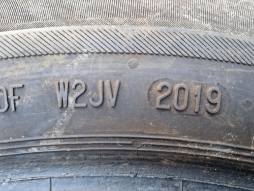 2 KS ZIMNÍ PNEUMATIKA BARUM POLARIS 5 - 205/55 R16 91T - 20486