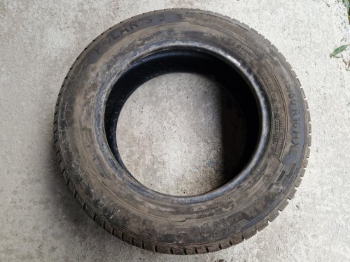 2 KS ZIMNÍ PNEUMATIKA BARUM POLARIS 5 - 215/60 R16 99H - 20580