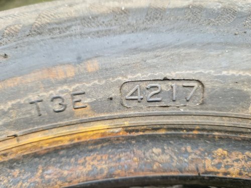 2 KS ZIMNÍ PNEUMATIKA BRIDGESTONE BLIZZAK LM001 - 195/55 R15 85H - 20285