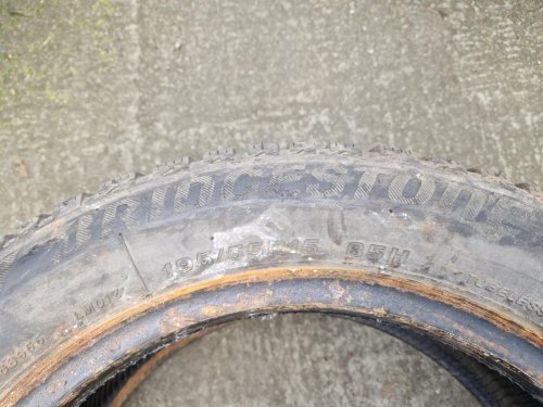 2 KS ZIMNÍ PNEUMATIKA BRIDGESTONE BLIZZAK LM001 - 195/55 R15 85H - 20285