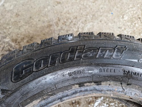 2 KS ZIMNÍ PNEUMATIKA CORDIANT WINTER DRIVE 185/65 R15 92T - 20405