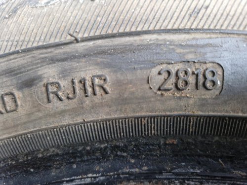 2 KS ZIMNÍ PNEUMATIKA DEBICA FRIGO 185/65 R15 88T - 20583