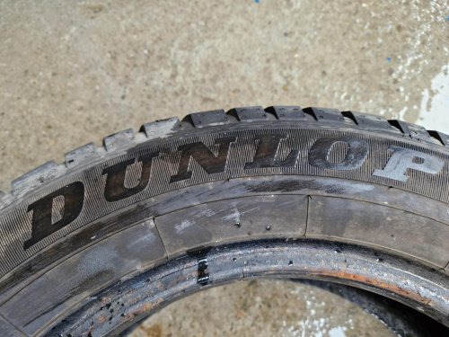 2 KS ZIMNÍ PNEUMATIKA DUNLOP SP WINTER RESPOSE 175/70 R14 88T - 20400