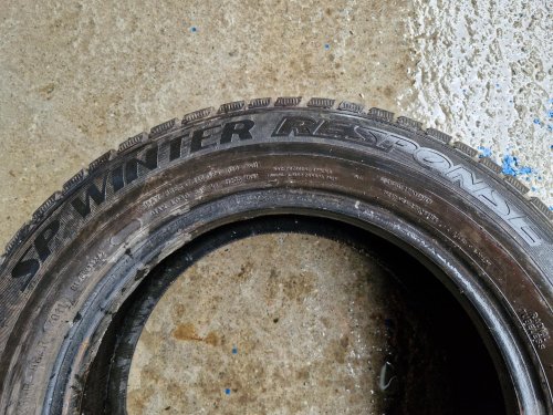 2 KS ZIMNÍ PNEUMATIKA DUNLOP SP WINTER RESPOSE 175/70 R14 88T - 20401