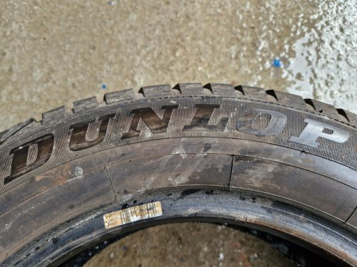 2 KS ZIMNÍ PNEUMATIKA DUNLOP SP WINTER RESPOSE 175/70 R14 88T - 20401