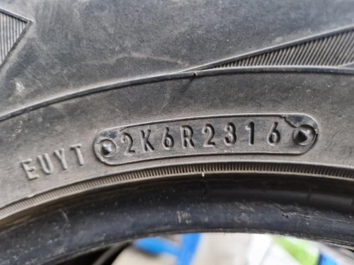 2 KS ZIMNÍ PNEUMATIKA DUNLOP STUDLESS GRANDTREK SJ6 - 205/70 R15 95Q - 20410