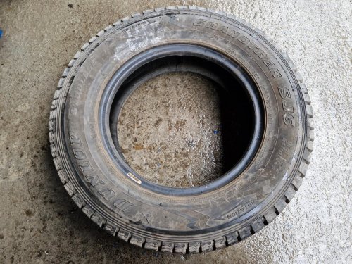 2 KS ZIMNÍ PNEUMATIKA DUNLOP STUDLESS GRANDTREK SJ6 - 205/70 R15 95Q - 20500