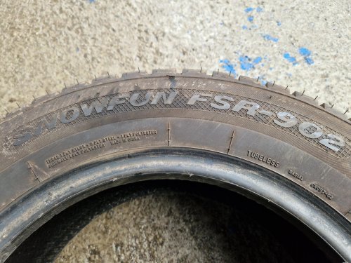 2 KS ZIMNÍ PNEUMATIKA FORTUNE SNOWFUN FSR-902 - 165/70 R13 79T - 20590