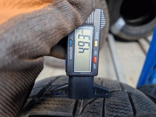 2 KS ZIMNÍ PNEUMATIKA GOODRIDE SW601 - 205/60 R16 92H - 20957