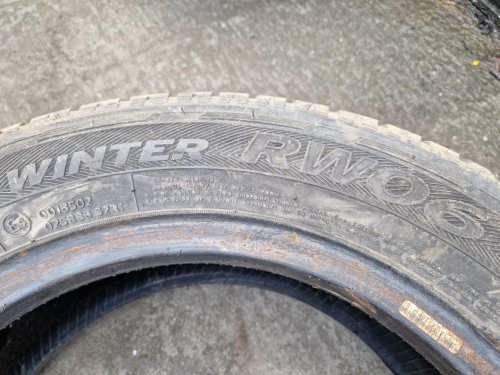 2 KS ZIMNÍ PNEUMATIKA HANKOOK WINTER RW06 - 175/65 R14 C 90/88T - 20598