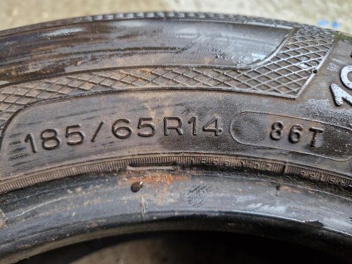 2 KS CELOROČNÍ PNEUMATIKA KLEBER KRISALP HP2 - 185/65 R14 86T - 20309